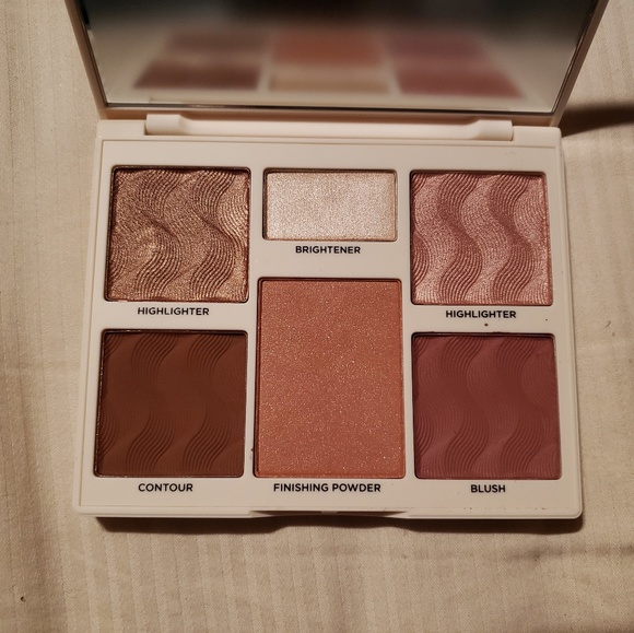 coverfx Other - CoverFX Palette in Medium/Deep